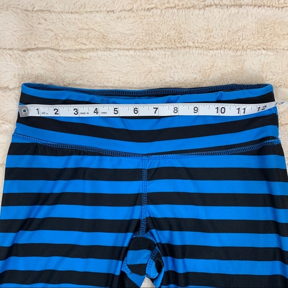 3/$10🙌 Blue Green Ombre Danskin Leggings - S - Picture 7 of 8